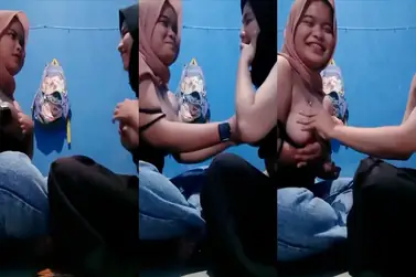 Bokep Jilbab Mainin Toket Teman Saling Remas Kost