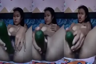Live Colmek ABG Sange Pakai Timun Gede Becek